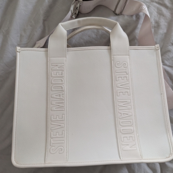 Steve Madden White Tote Bag - Picture 2 of 10